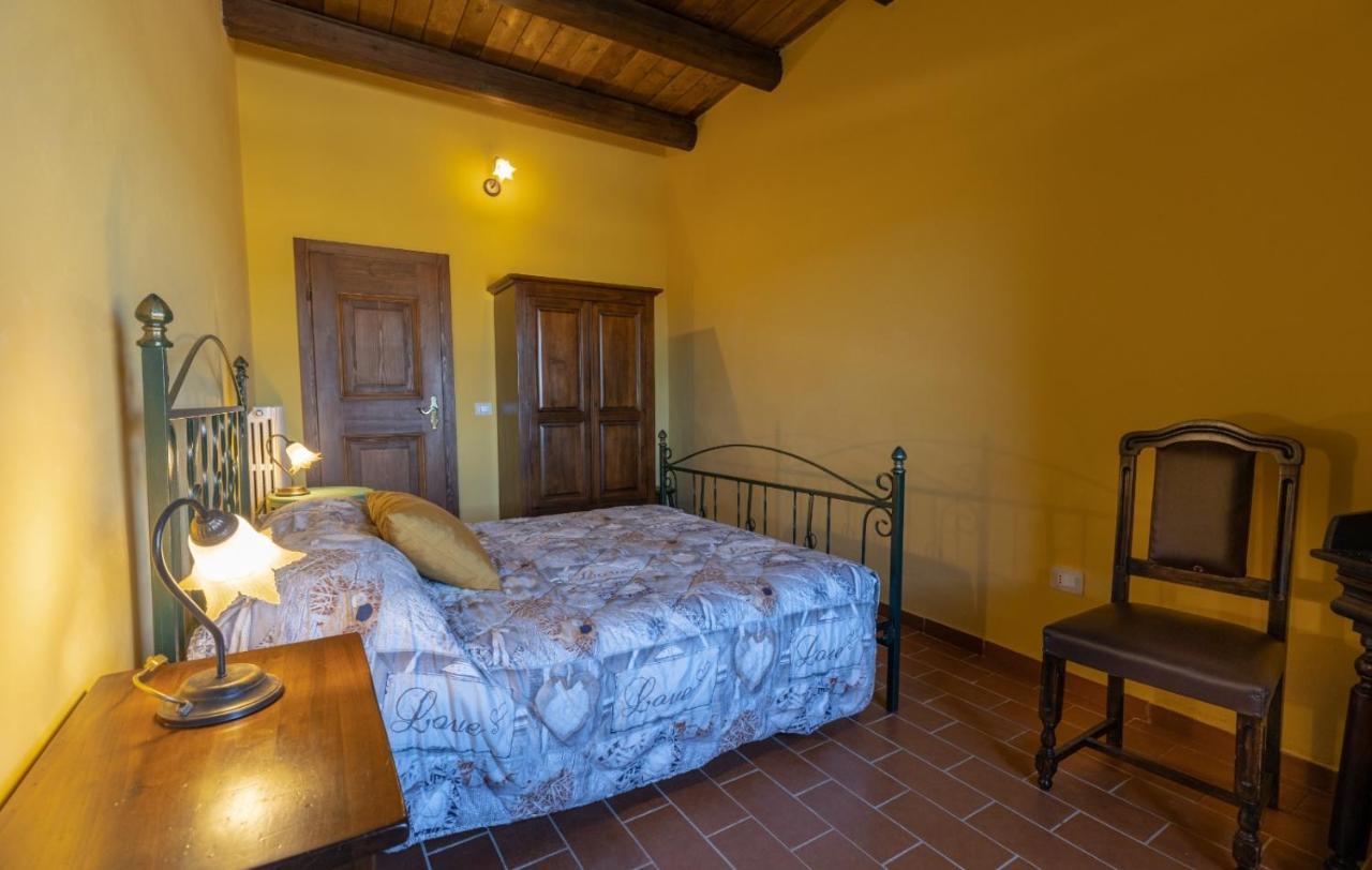 Castello Di Petecciano B&B Mosciano SantʼAngelo Buitenkant foto