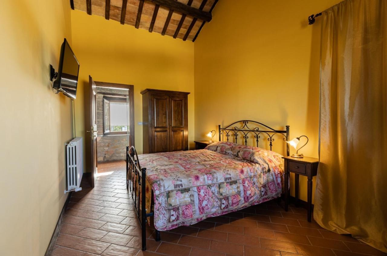 Castello Di Petecciano B&B Mosciano SantʼAngelo Buitenkant foto