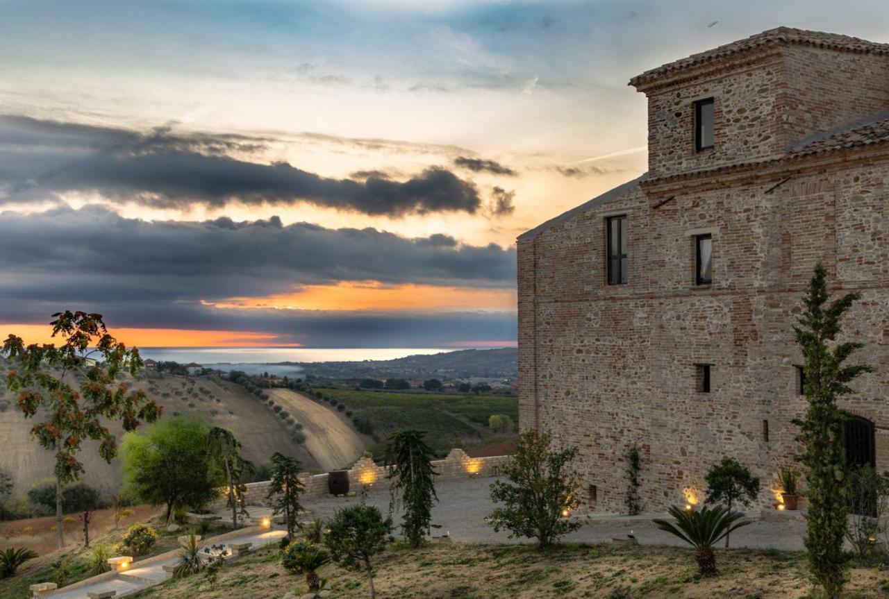 Castello Di Petecciano B&B Mosciano SantʼAngelo Buitenkant foto