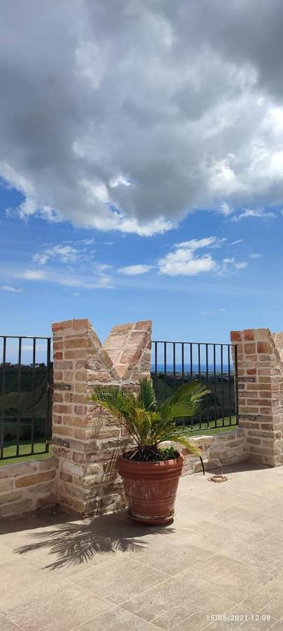 Castello Di Petecciano B&B Mosciano SantʼAngelo Buitenkant foto