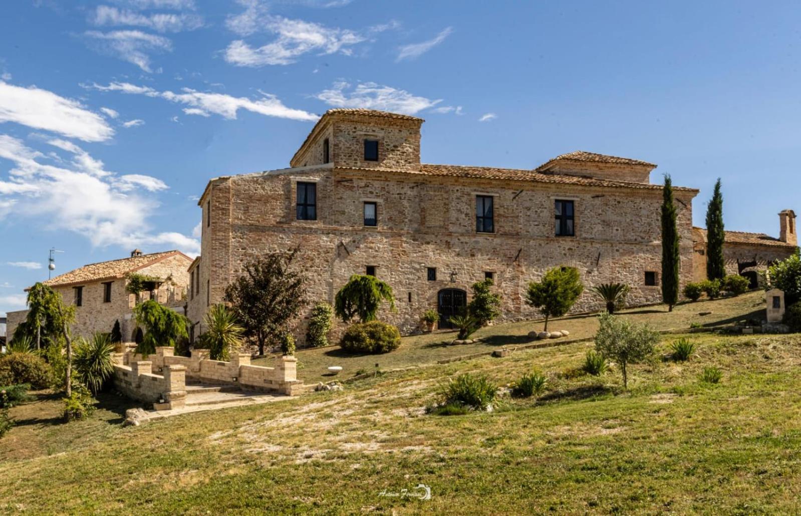 Castello Di Petecciano B&B Mosciano SantʼAngelo Buitenkant foto