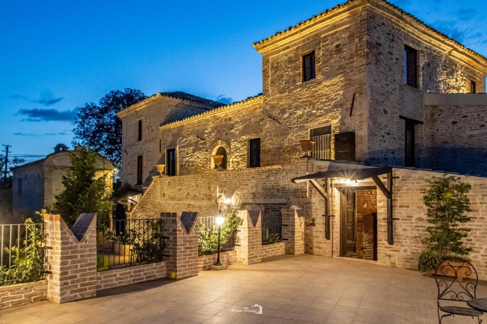 Castello Di Petecciano B&B Mosciano SantʼAngelo Buitenkant foto